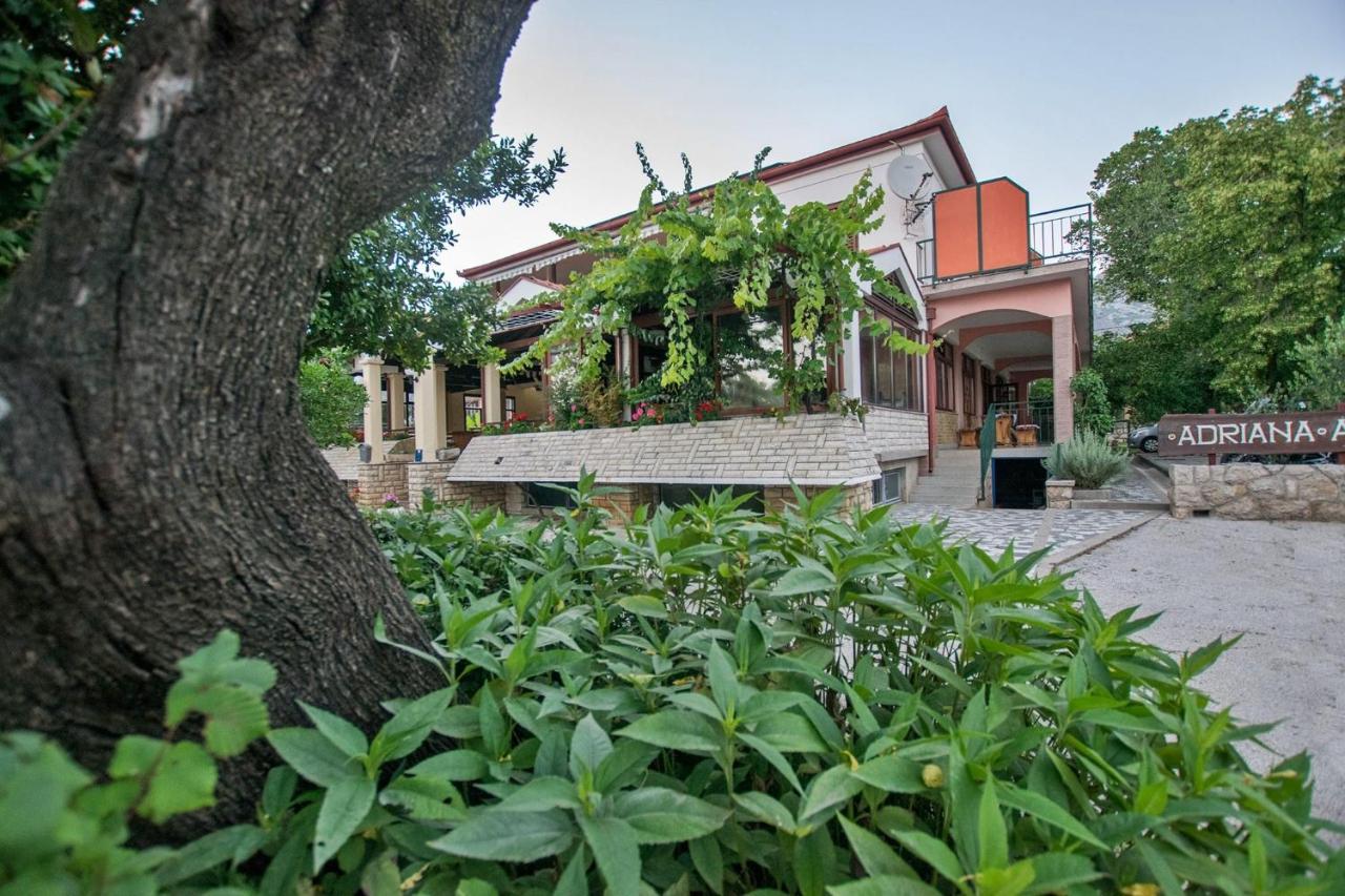 Apartments Adriana Starigrad Paklenica Exterior foto