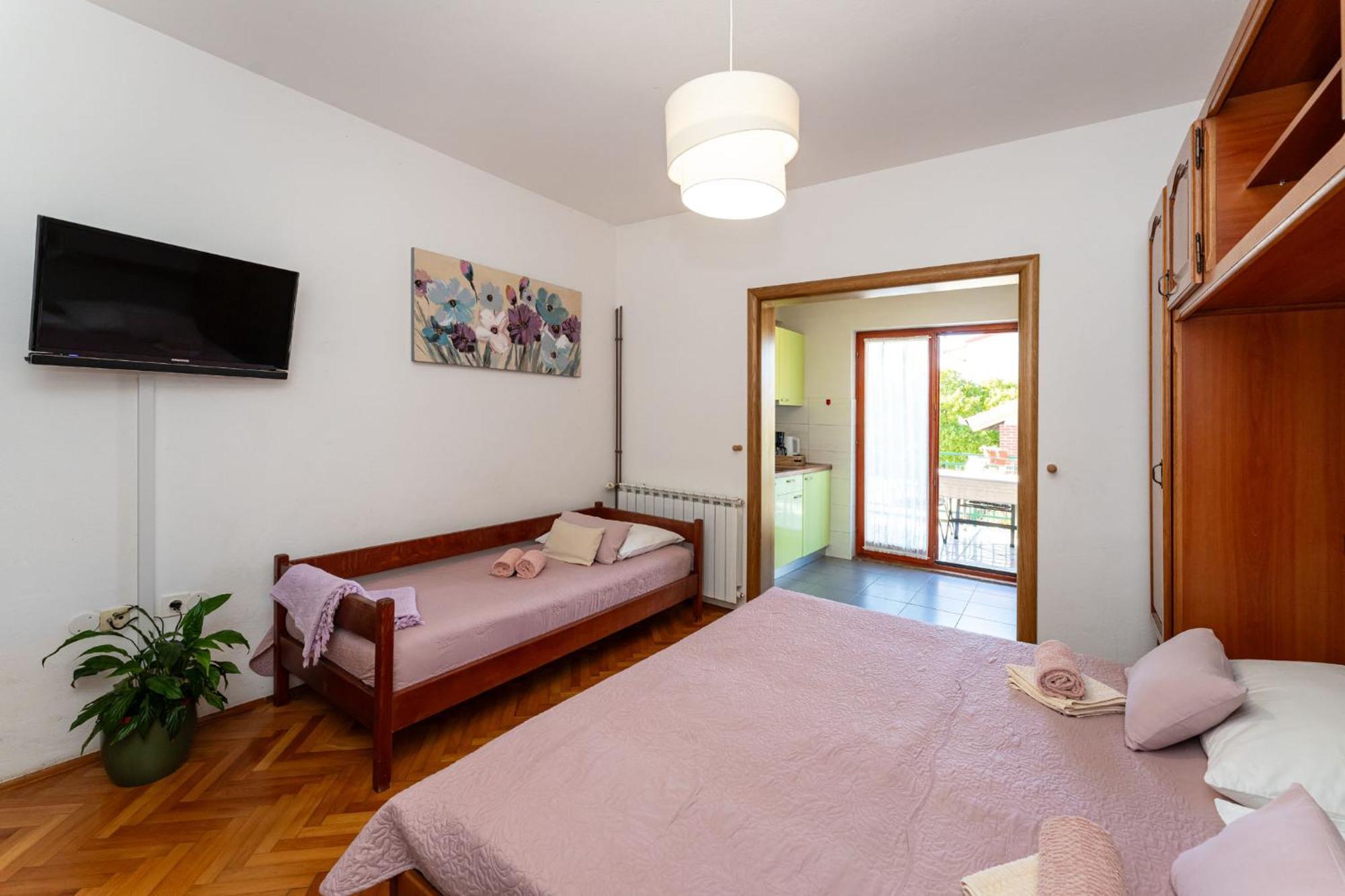 Apartments Adriana Starigrad Paklenica Zimmer foto